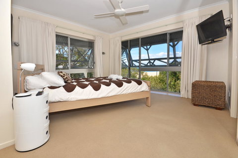Raintrees Moffat Beach - Whitsundays Accommodation 18