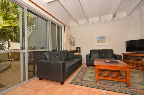 Raintrees Moffat Beach - Whitsundays Accommodation 21