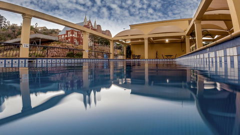 The Robert Towns - Whitsundays Accommodation 0