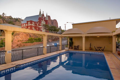 The Robert Towns - Whitsundays Accommodation 11