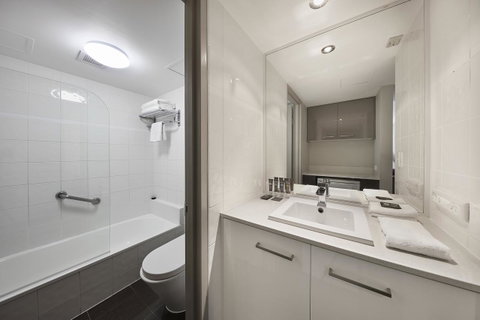 Novotel Surfers Paradise - Whitsundays Accommodation 19