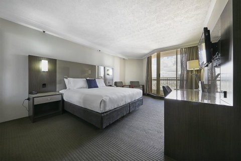 Novotel Surfers Paradise - Whitsundays Accommodation 6