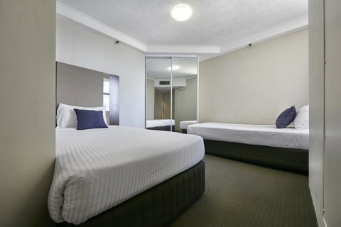 Novotel Surfers Paradise - Whitsundays Accommodation 12