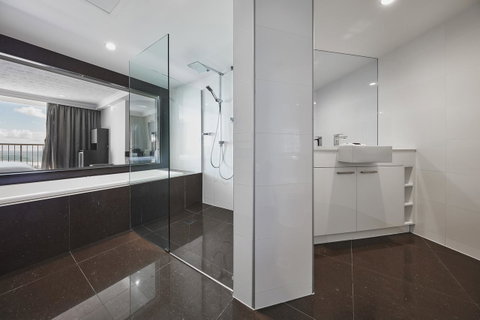 Novotel Surfers Paradise - Whitsundays Accommodation 20