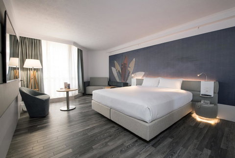 Novotel Surfers Paradise - Whitsundays Accommodation 9
