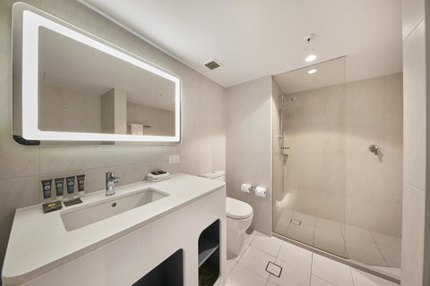 Novotel Surfers Paradise - Whitsundays Accommodation 16