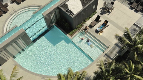Luxury 3 Bedroom In Heart Of Broadbeach - Whitsundays Accommodation 15
