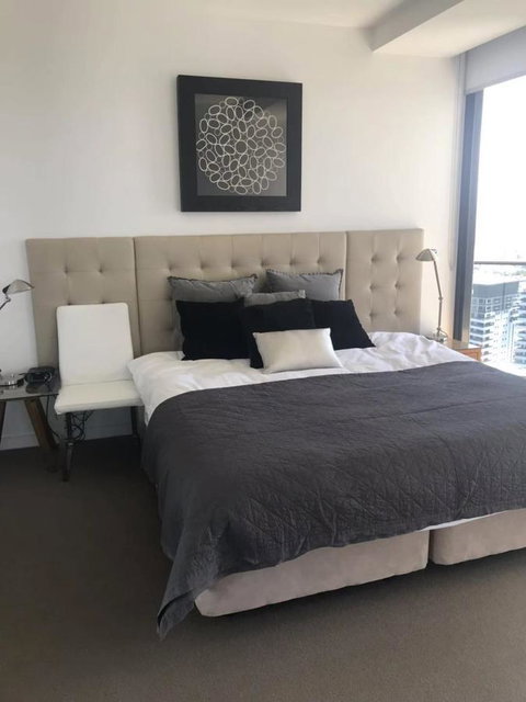 Luxury 3 Bedroom In Heart Of Broadbeach - Whitsundays Accommodation 19
