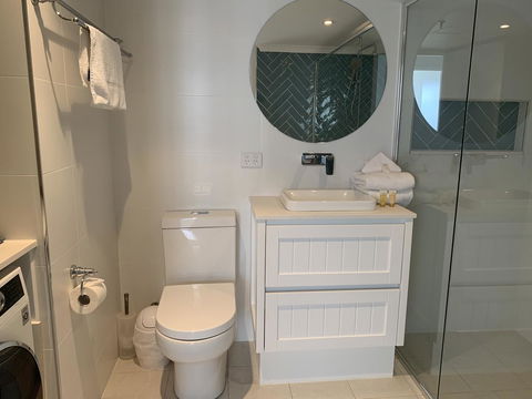 Ocean Plaza Resort - Whitsundays Accommodation 11