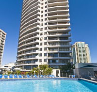 Surfers International Apartments - Whitsundays Accommodation