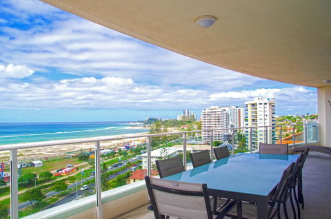 Kirra Surf Apartments - Whitsundays Accommodation 26