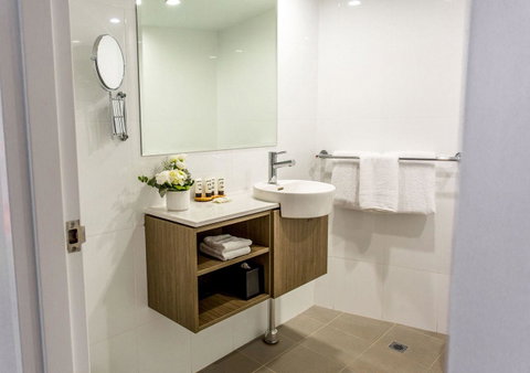 Mercure Brisbane Spring Hill - Whitsundays Accommodation 5