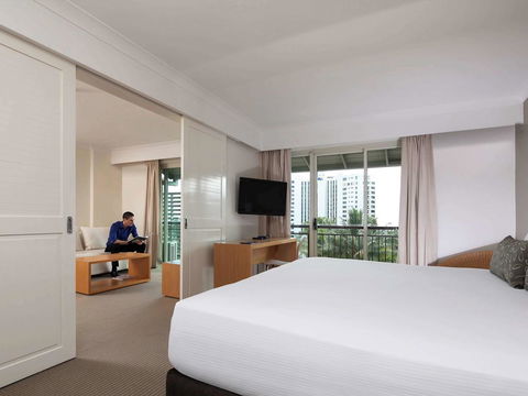 Novotel Cairns Oasis Resort - Whitsundays Accommodation 41