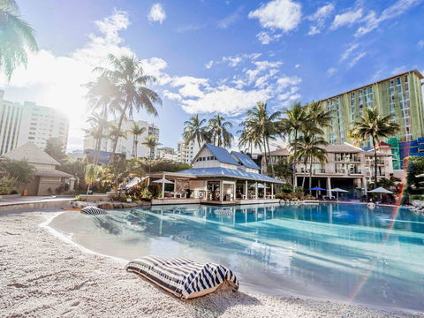 Novotel Cairns Oasis Resort - Whitsundays Accommodation 0