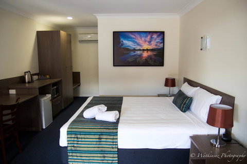 Sugar Country Motor Inn - Whitsundays Accommodation 0