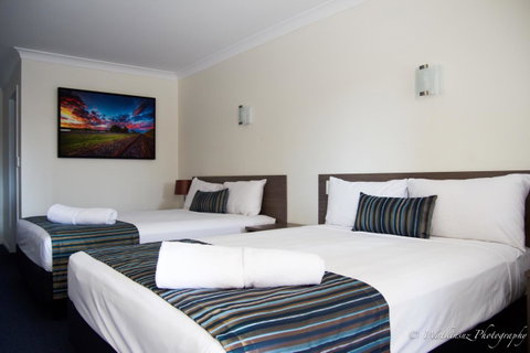 Sugar Country Motor Inn - Whitsundays Accommodation 9