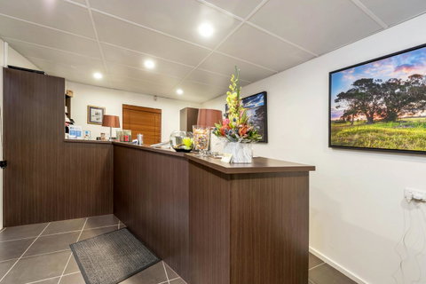 Sugar Country Motor Inn - Whitsundays Accommodation 12