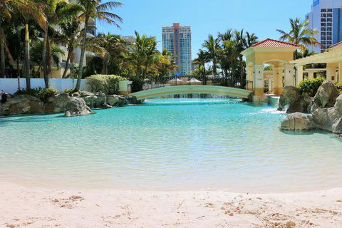 PeepSleep Chevron Towers - Whitsundays Accommodation 12