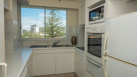 2nd Avenue Beachside Apartments - Whitsundays Accommodation 10