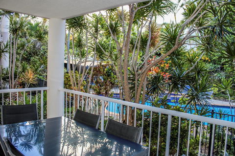 Surfers Beach Holiday Apartments - Whitsundays Accommodation 13