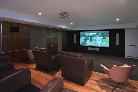 Reflection On The Sea - Whitsundays Accommodation 18