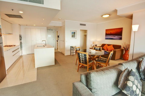 Reflection On The Sea - Whitsundays Accommodation 16