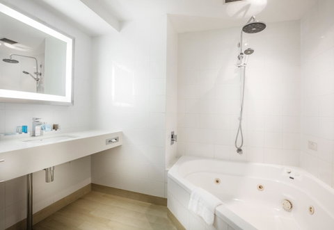 Amora Hotel Brisbane - Whitsundays Accommodation 16