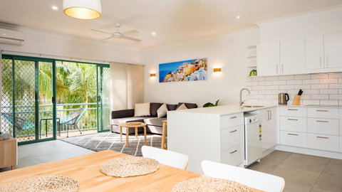 Currumbin Sands On The Beach - Whitsundays Accommodation 16