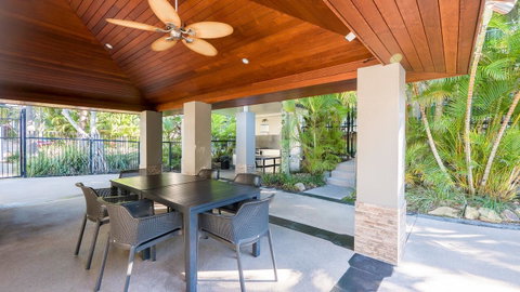 Currumbin Sands On The Beach - Whitsundays Accommodation 30