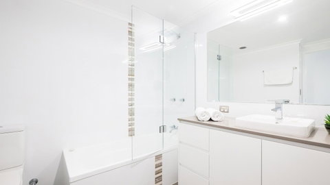 Currumbin Sands On The Beach - Whitsundays Accommodation 35