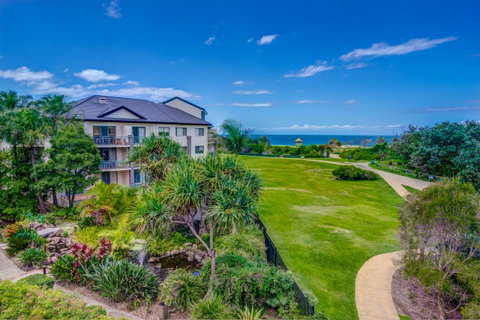 Currumbin Sands On The Beach - Whitsundays Accommodation 0