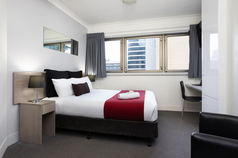 George Williams Hotel - Whitsundays Accommodation 5