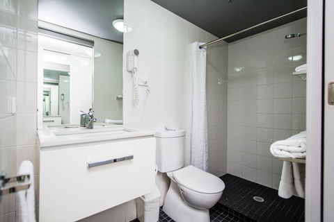 George Williams Hotel - Whitsundays Accommodation 43