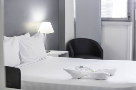 George Williams Hotel - Whitsundays Accommodation 13
