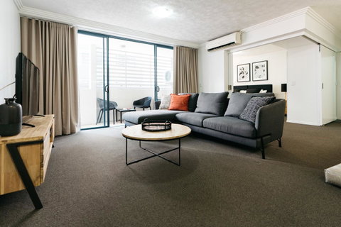Gabba Central Apartments - Whitsundays Accommodation 2
