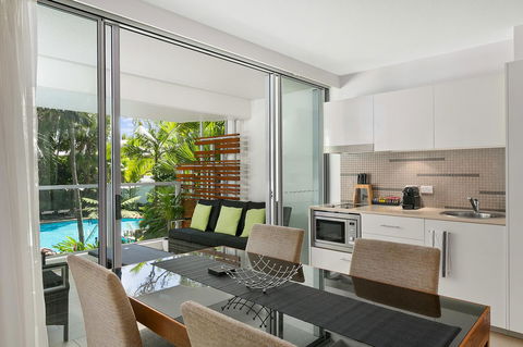 Palm Cove Beach Apartment - Whitsundays Accommodation 5