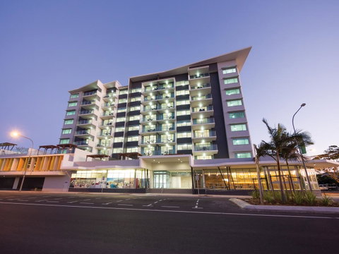 Oaks Mackay Rivermarque Hotel - Whitsundays Accommodation 0