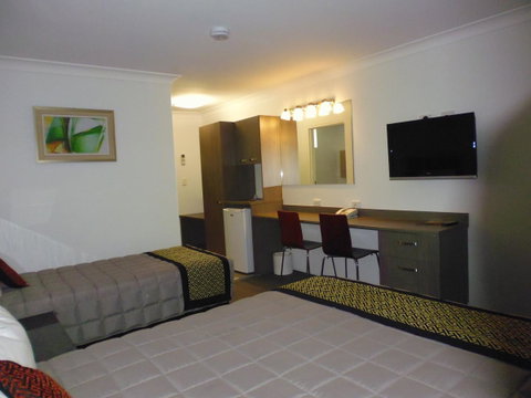 Burke & Wills Motor Inn - Whitsundays Accommodation 15
