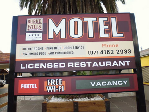 Burke & Wills Motor Inn - Whitsundays Accommodation 17