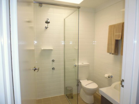 Burke & Wills Motor Inn - Whitsundays Accommodation 2