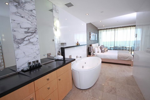 Oceans Mooloolaba - Whitsundays Accommodation 10