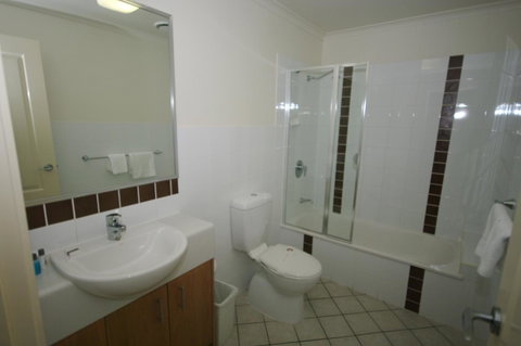 La Vida On Anzac - Whitsundays Accommodation 11