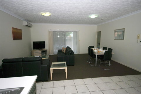 La Vida On Anzac - Whitsundays Accommodation 5