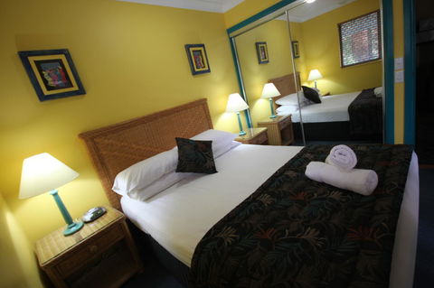 Aruba Beach Resort - Whitsundays Accommodation 1