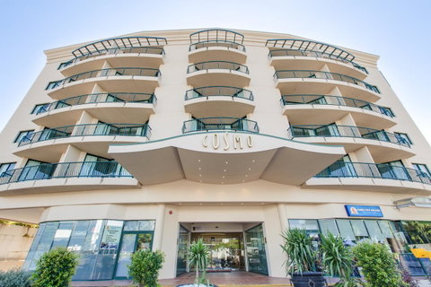 Central Cosmo Apartment Hotel - Whitsundays Accommodation 0