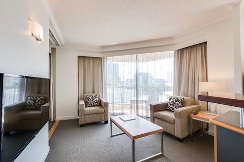 Central Cosmo Apartment Hotel - Whitsundays Accommodation 27