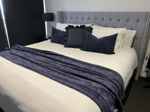 Circle On Cavill 2, 3, 4 & 5 Bedroom SkyHomes & SUB PENTHOUSES By Gold Coast Holidays - Whitsundays Accommodation 39