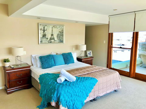 Riverfront Dream - Whitsundays Accommodation 6