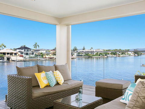 Riverfront Dream - Whitsundays Accommodation 13