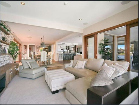 Riverfront Dream - Whitsundays Accommodation 22